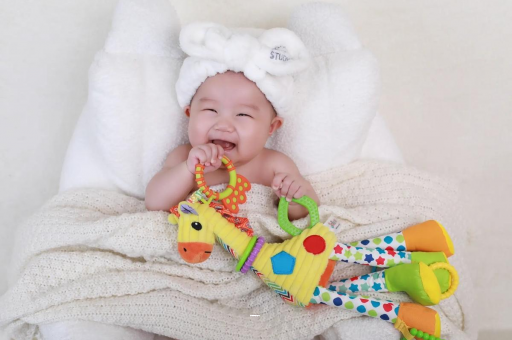 博尔塔拉六个月宝宝突然发烧 博尔塔拉六个月宝宝突然发烧